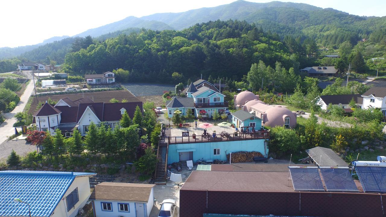 Green Castle Pension Pyeongchang Exterior photo